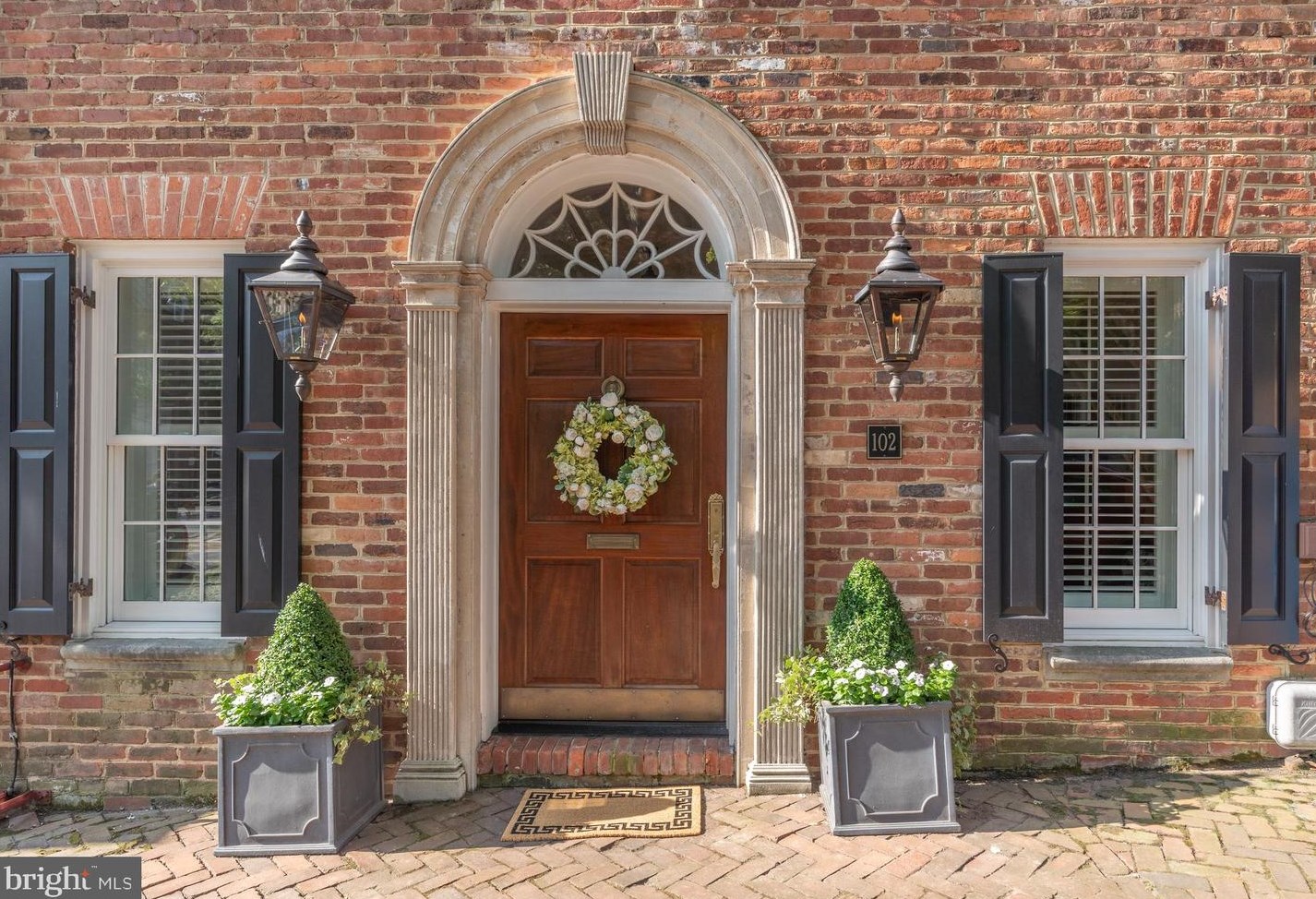 102 Prince St, Alexandria VA  22314-3312 exterior