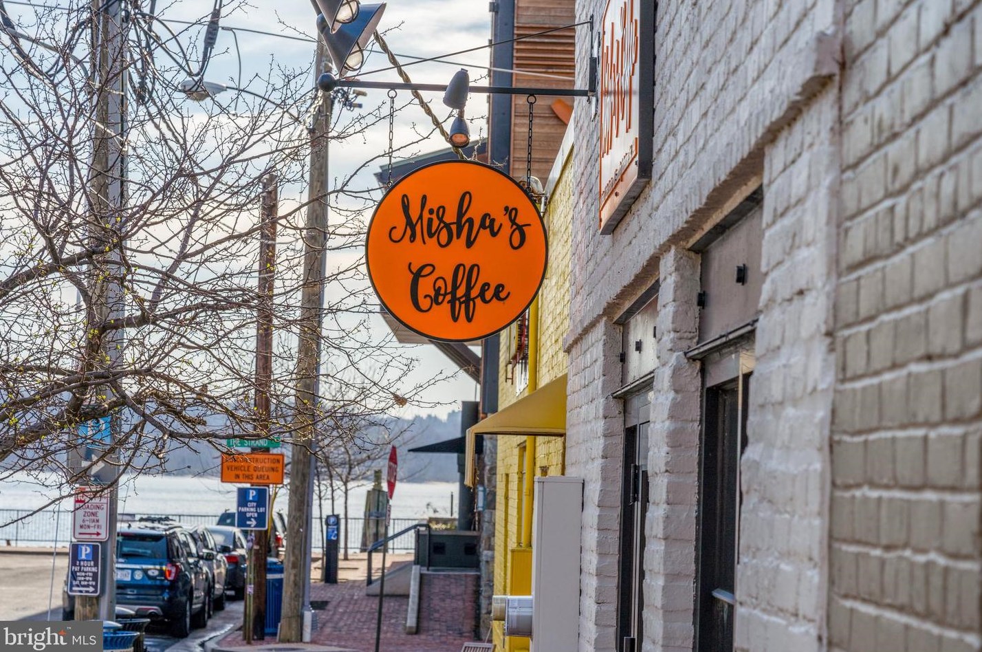 102 Prince St, Alexandria VA  22314-3312 exterior