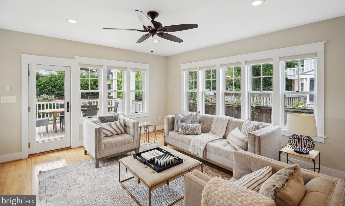 31 Maple St, Alexandria, VA 22301-2603