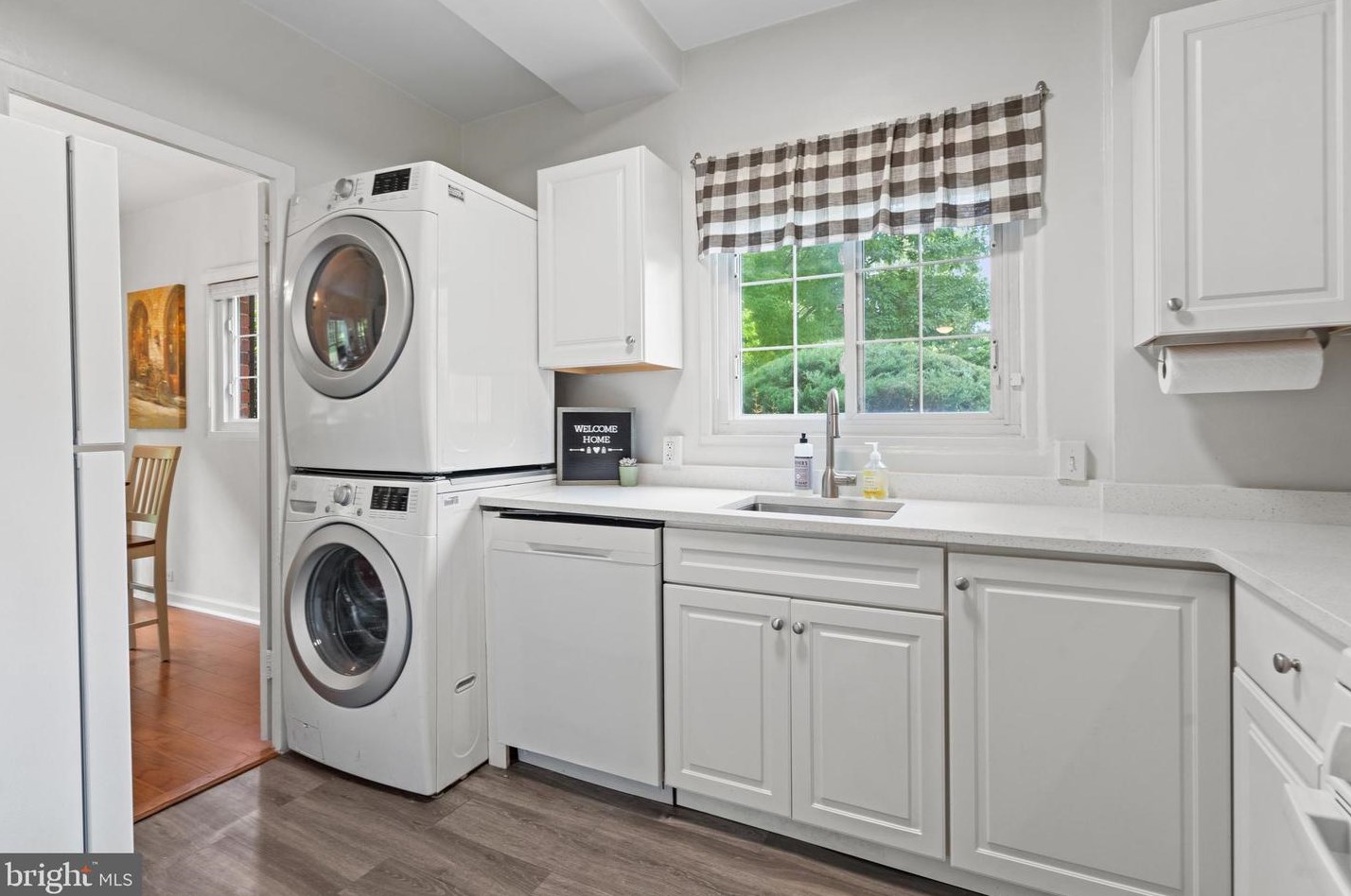 1230 Martha Custis Dr, Alexandria VA  22302-2016 exterior