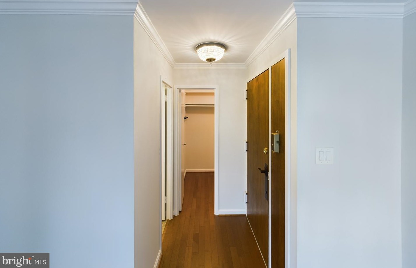 250 S Reynolds St #204, Alexandria, VA 22304