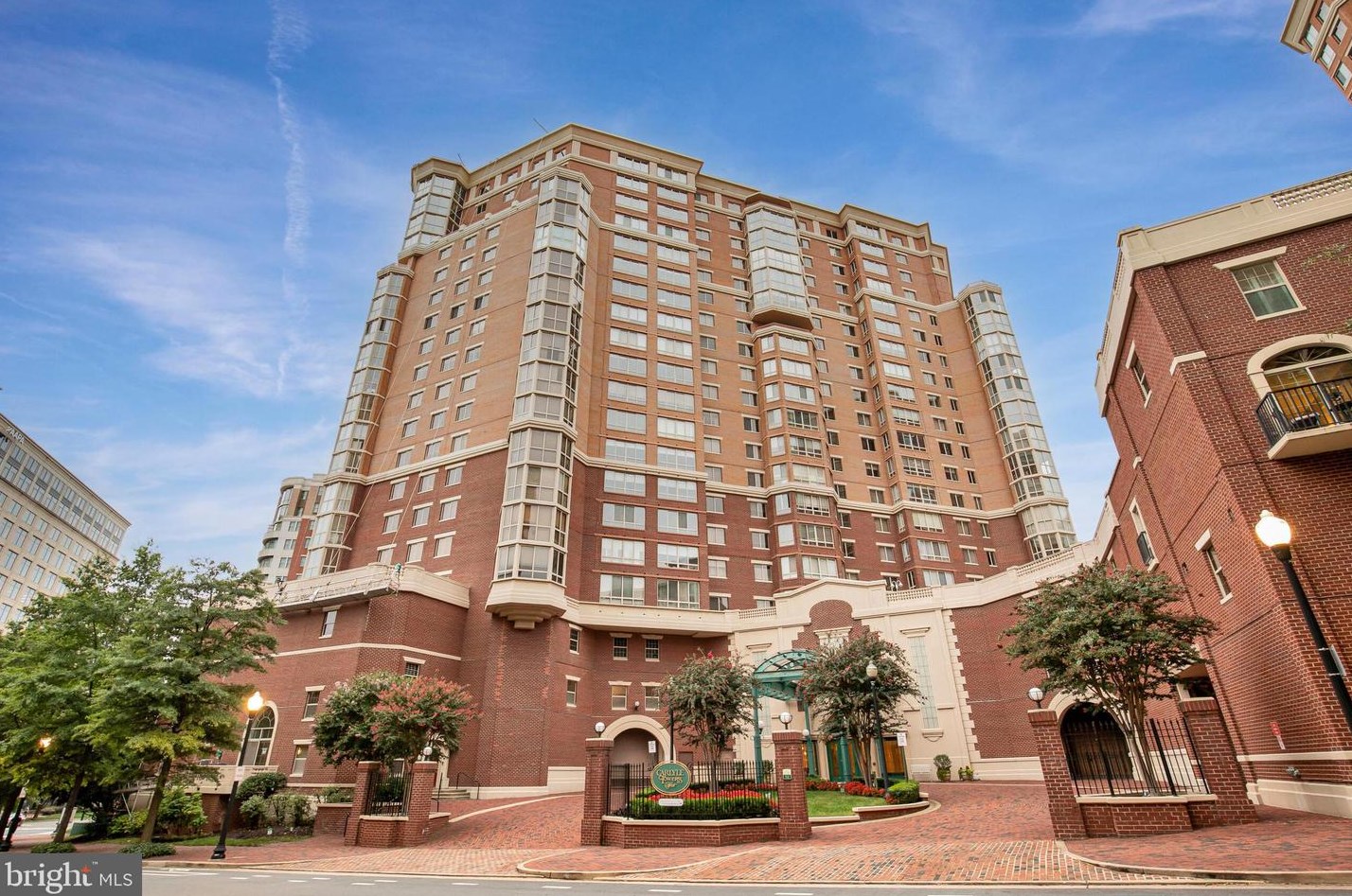 2181 Jamieson Ave, Alexandria VA 22314-5747 exterior