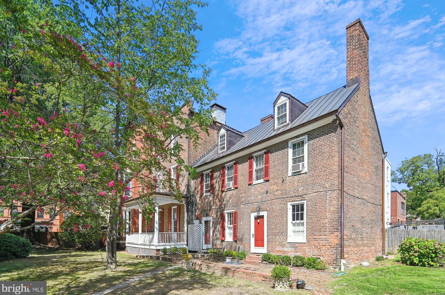 407 N Washington St #1, Alexandria, VA 22314