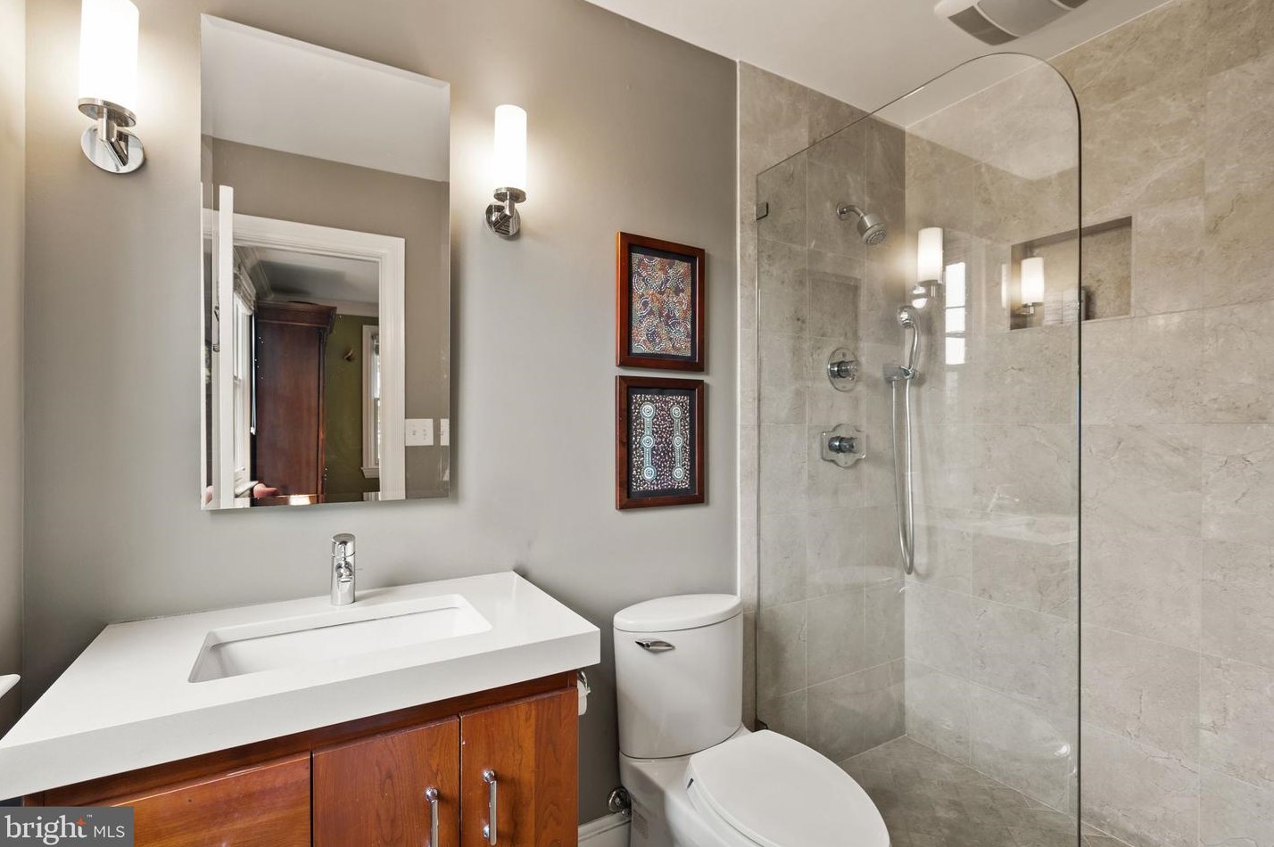 501 Alfred St, Alexandria VA 22314-1823 exterior