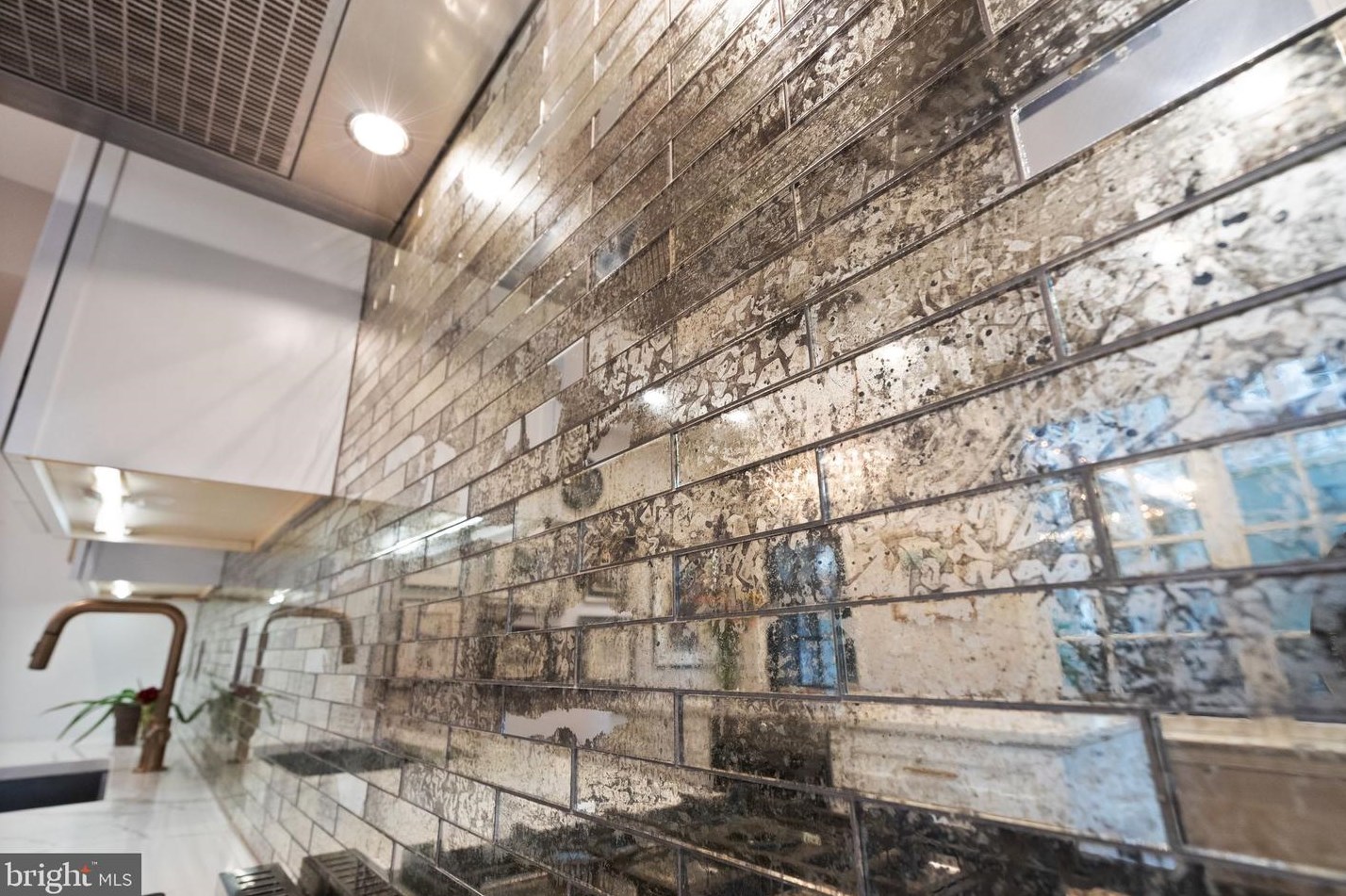 501 Alfred St, Alexandria VA 22314-1823 exterior