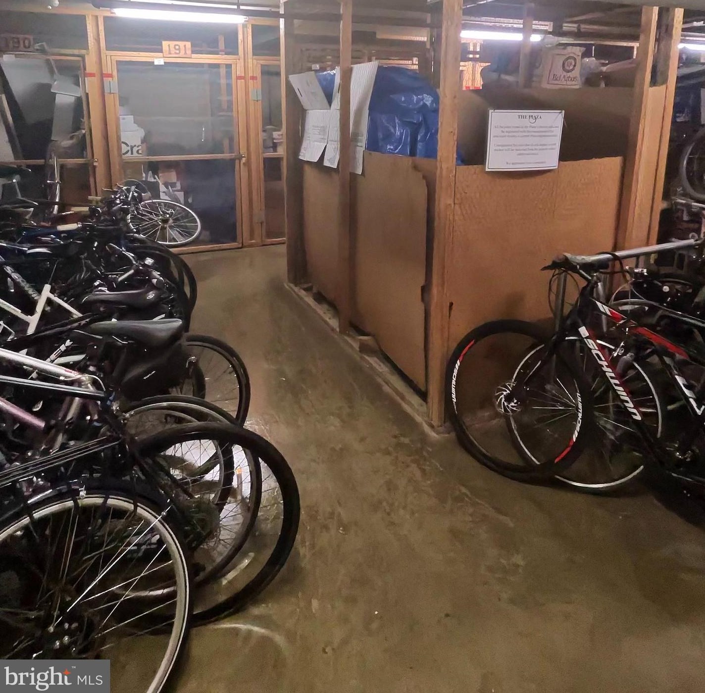 803 Howard St, Alexandria VA  22304-5462 exterior