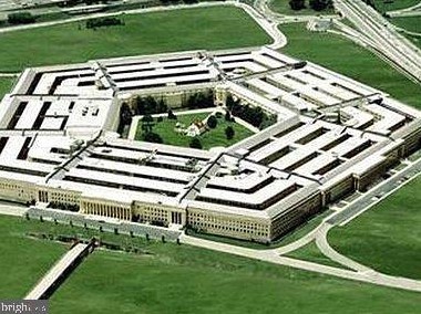 1204 Martha Custis Dr, Alexandria VA 22302-2016 exterior