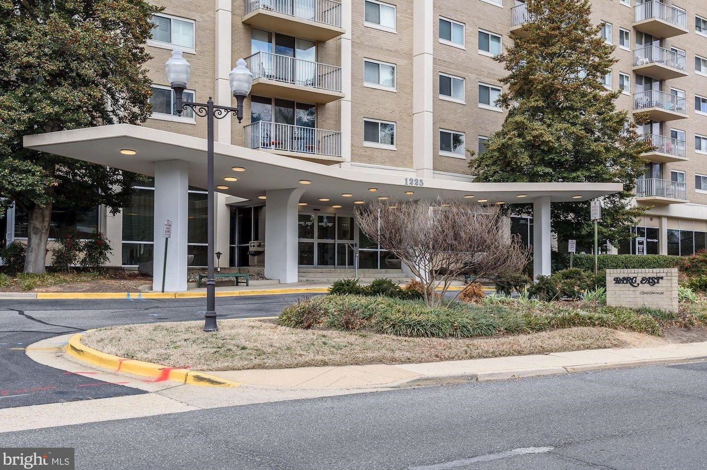 1225 Martha Custis Dr #812, Alexandria, VA 22302