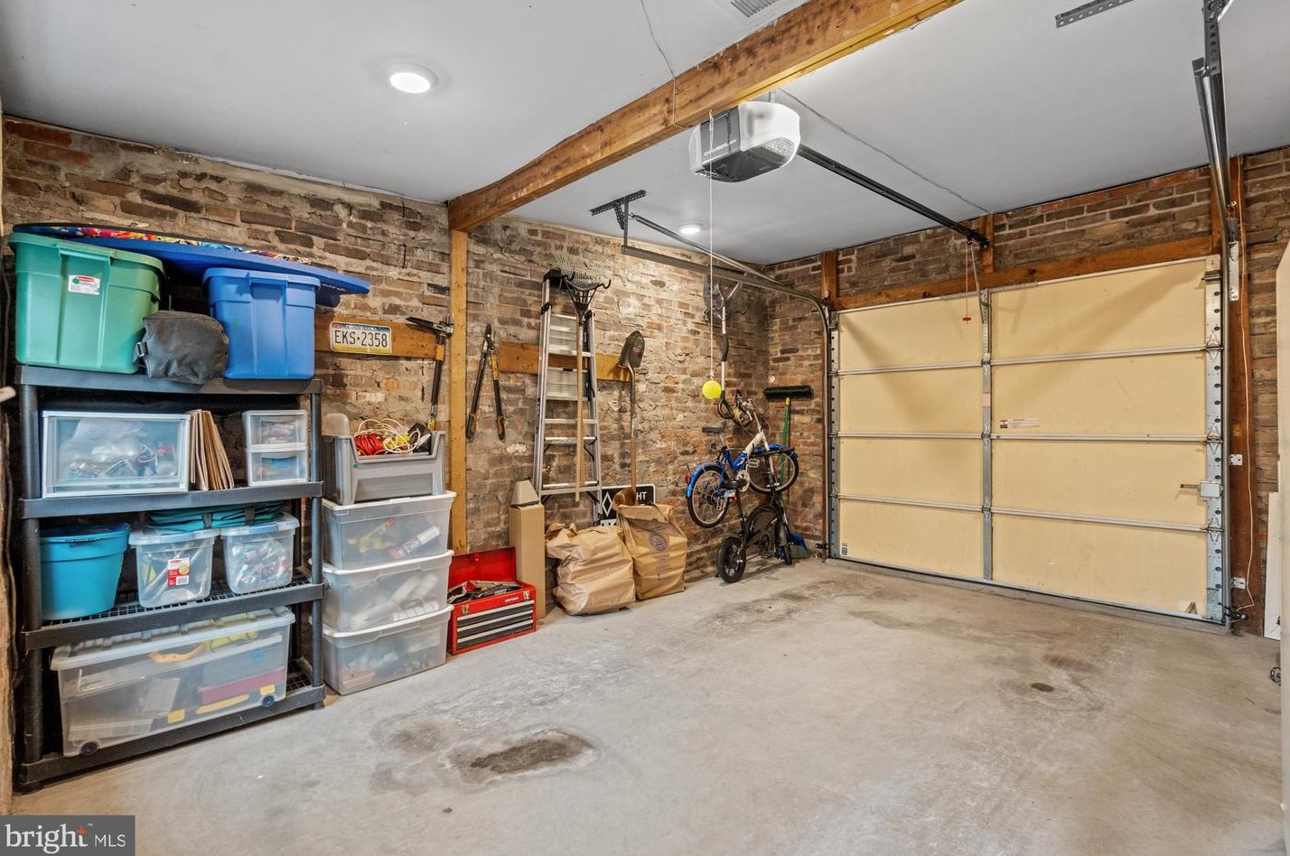 511 Patrick St, Alexandria VA 22314-2242 exterior