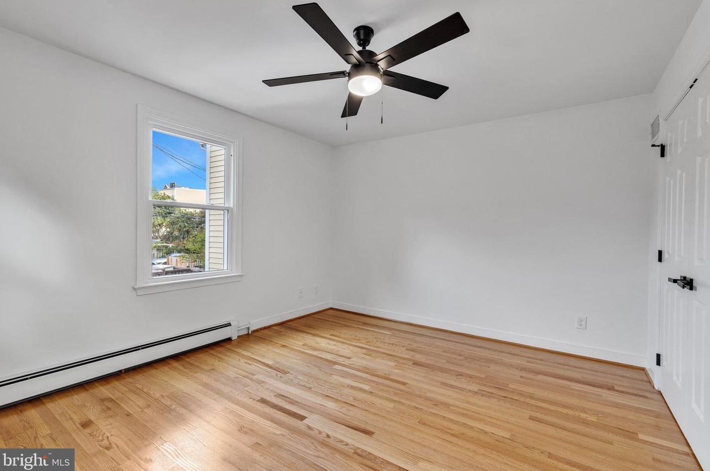 424 Patrick St, Alexandria VA 22314-2241 exterior