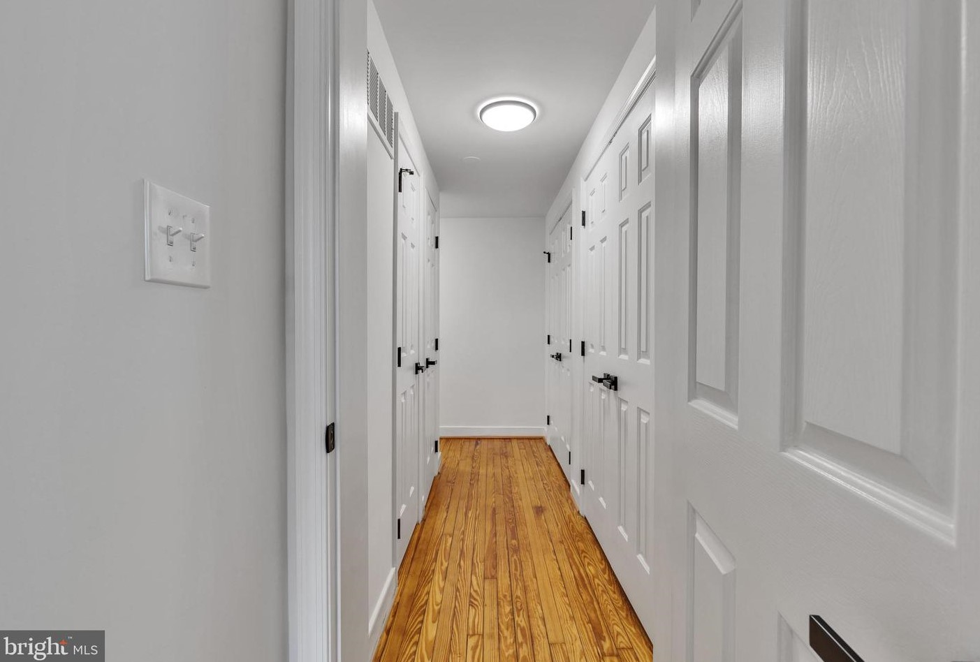 424 Patrick St, Alexandria VA 22314-2241 exterior