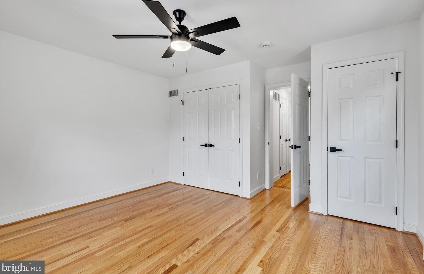 424 Patrick St, Alexandria VA 22314-2241 exterior