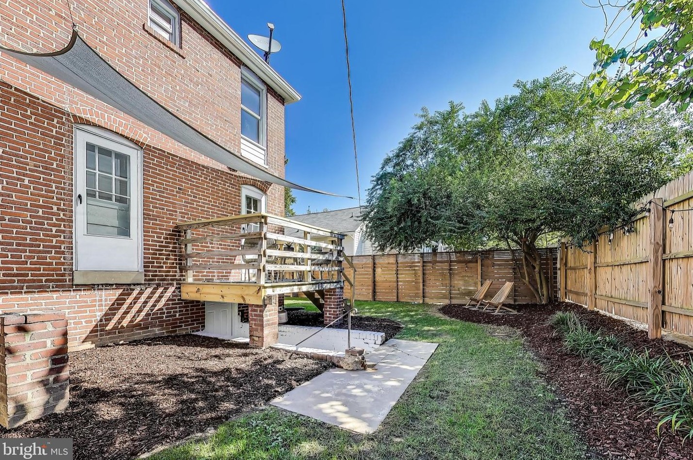 107 Custis Ave, Alexandria VA 22301-1321 exterior