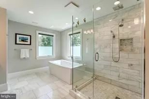 2025 Scroggins Rd, Alexandria, VA 22302 - Photo 38