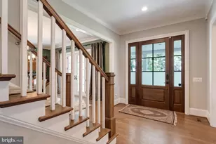 2025 Scroggins Rd, Alexandria, VA 22302 - Photo 6