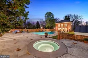 318 N Quaker Ln, Alexandria, VA 22304 - Photo 50