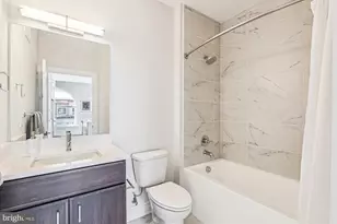625 Slaters Ln, Alexandria, VA 22314 - Photo 24