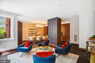 625 Slaters Ln, Alexandria, VA 22314 - Photo 32