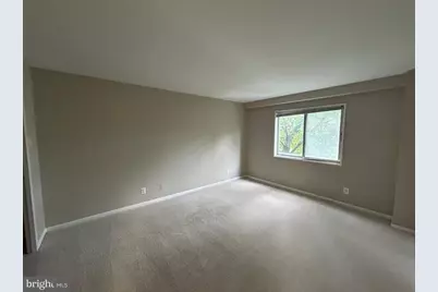 5340 Holmes Run Parkway #217, Alexandria, VA 22304 - Photo 10