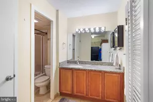 2500 N Van Dorn St, Alexandria, VA 22302 - Photo 12