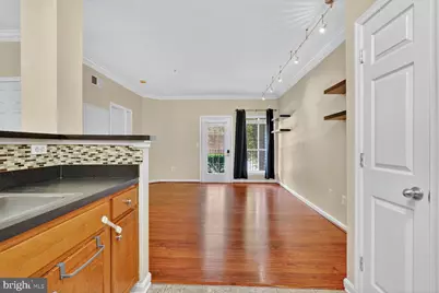 4850 Eisenhower Avenue #119, Alexandria, VA 22304 - Photo 14