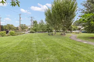 9 E Glebe Rd, Alexandria, VA 22305 - Photo 34