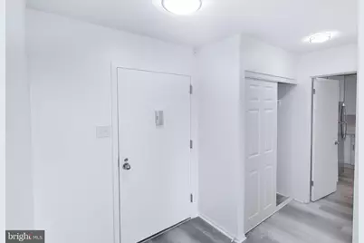 307 Yoakum Parkway #1024, Alexandria, VA 22304 - Photo 6