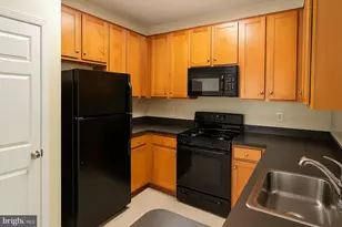4850 Eisenhower Ave, Alexandria, VA 22304 - Photo 6