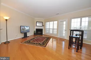 4550 Strutfield Ln, Alexandria, VA 22311 - Photo 8