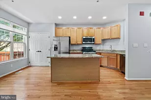 121 Martin Ln, Alexandria, VA 22304 - Photo 16
