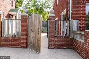 133 E Taylor Run Pkwy, Alexandria, VA 22314 - Photo 46