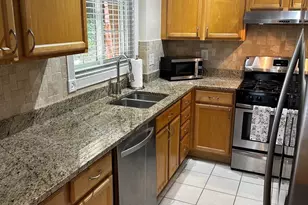 1718 Preston Rd, Alexandria, VA 22302 - Photo 4