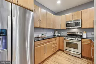4681 Lawton Way, Alexandria, VA 22311 - Photo 10