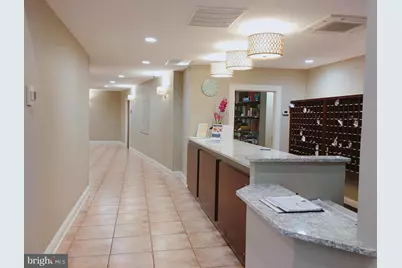 5500 Holmes Run Parkway #1404, Alexandria, VA 22304 - Photo 16