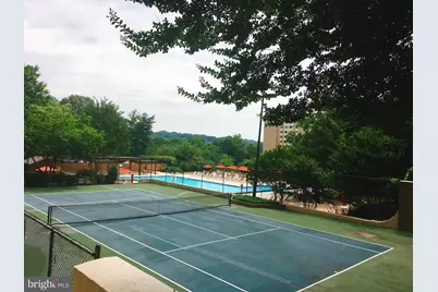 5500 Holmes Run Parkway #1404, Alexandria, VA 22304 - Photo 8