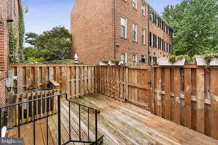 1310 Seaport Ln, Alexandria, VA 22314 - Photo 24