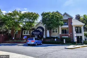 3315 Wyndham Cir, Alexandria, VA 22302 - Photo 32