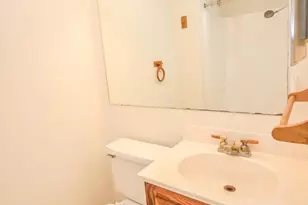 122 Roberts Ln, Alexandria, VA 22314 - Photo 18