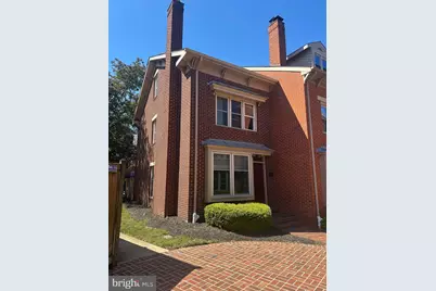 560 Colecroft Court, Alexandria, VA 22314 - Photo 24