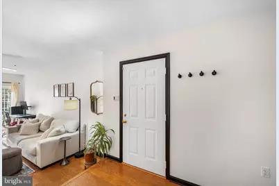 275 S Pickett Street #102, Alexandria, VA 22304 - Photo 6