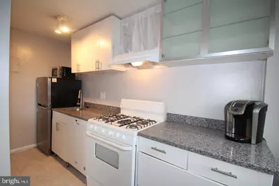 2500 N Van Dorn Street #1118, Alexandria, VA 22302 - Photo 8