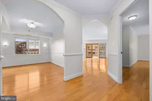 2121 Jamieson Ave, Alexandria, VA 22314 - Photo 8