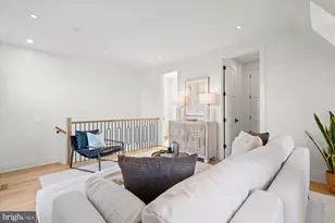 115 N West St, Alexandria, VA 22314 - Photo 48