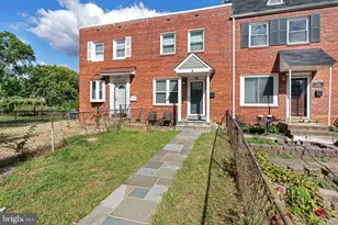 55 Dale St, Alexandria, VA 22305 - Photo 1