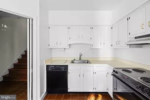 211 S West Street S, Alexandria, VA 22314 - Photo 14