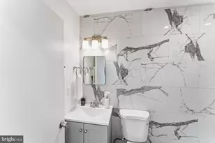 1019 First St, Alexandria, VA 22314 - Photo 22