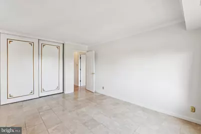 205 Yoakum Parkway #823, Alexandria, VA 22304 - Photo 18