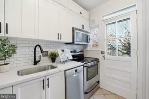 12 Ashby St, Alexandria, VA 22305 - Photo 8