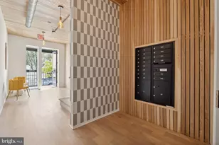 901 King St, Alexandria, VA 22314 - Photo 32