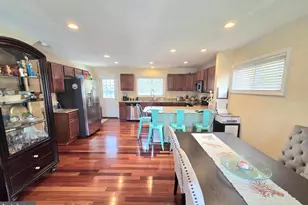 108 N Gladden St, Alexandria, VA 22304 - Photo 4